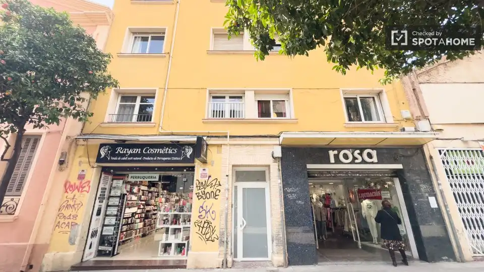 Piso en L'Hospitalet de Llobregat - Foto 18