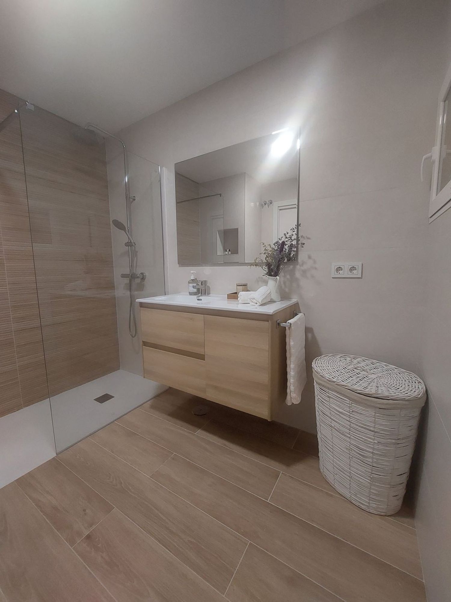 Piso en calle Alona, 29 - Foto 2