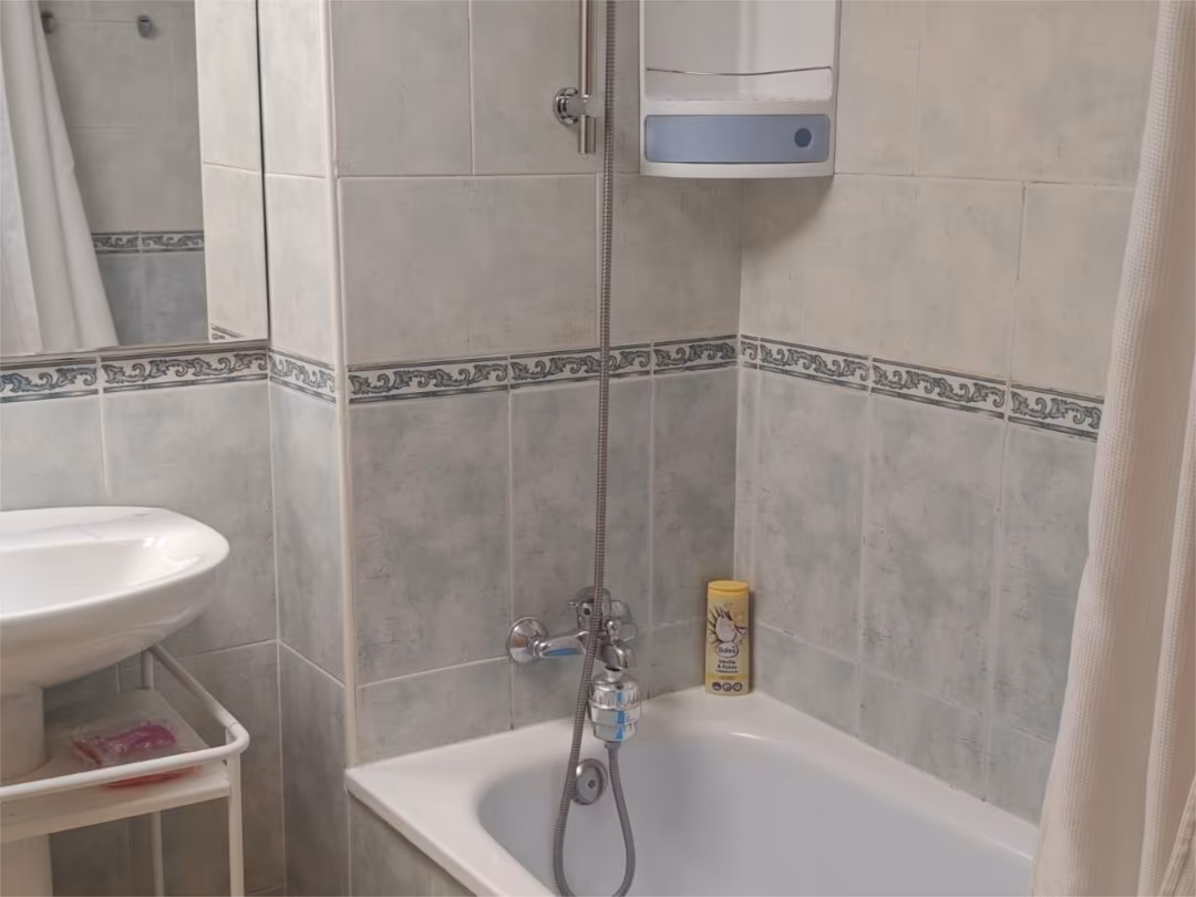 Casa adosada en  Avenida del Locutor Vicente Hipólito 20A - Foto 8