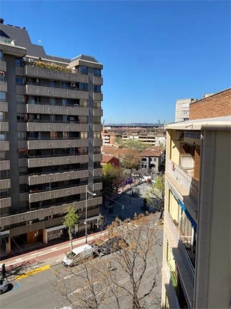 Piso en  Avinguda Alcalde Rovira Roure 4 - Foto 1