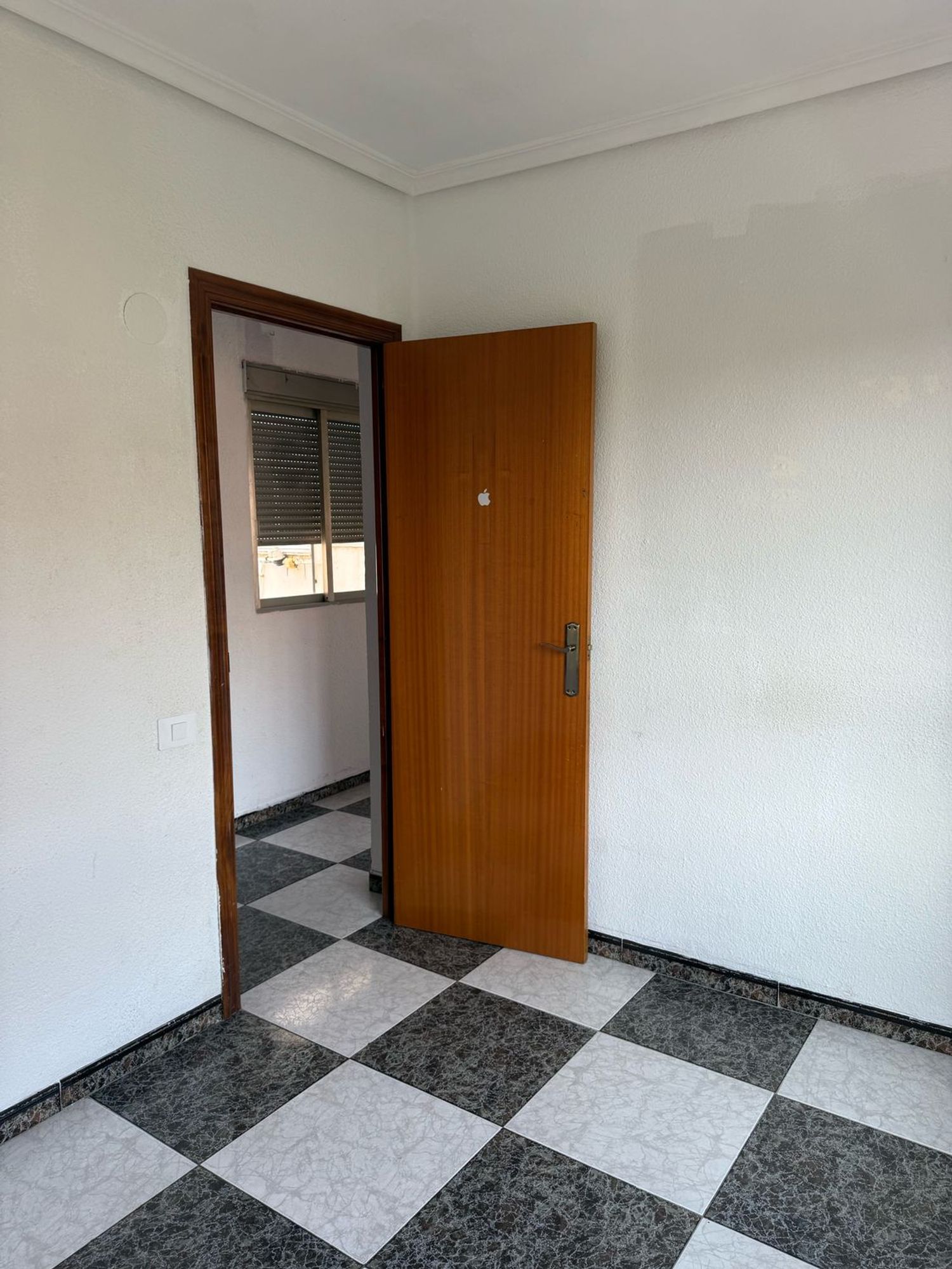 Piso en Calle dels Germans Vilafañe, 8, Zona Plaza Donoso Cortés - Avda Magdalena - Foto 3