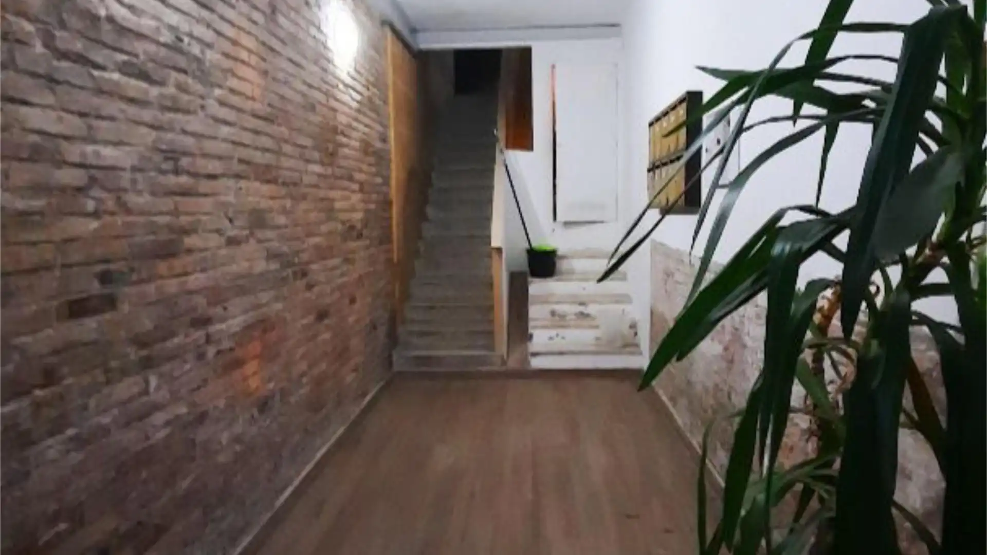 Piso en  Carrer de Josep Sangenís 46 - Foto 3