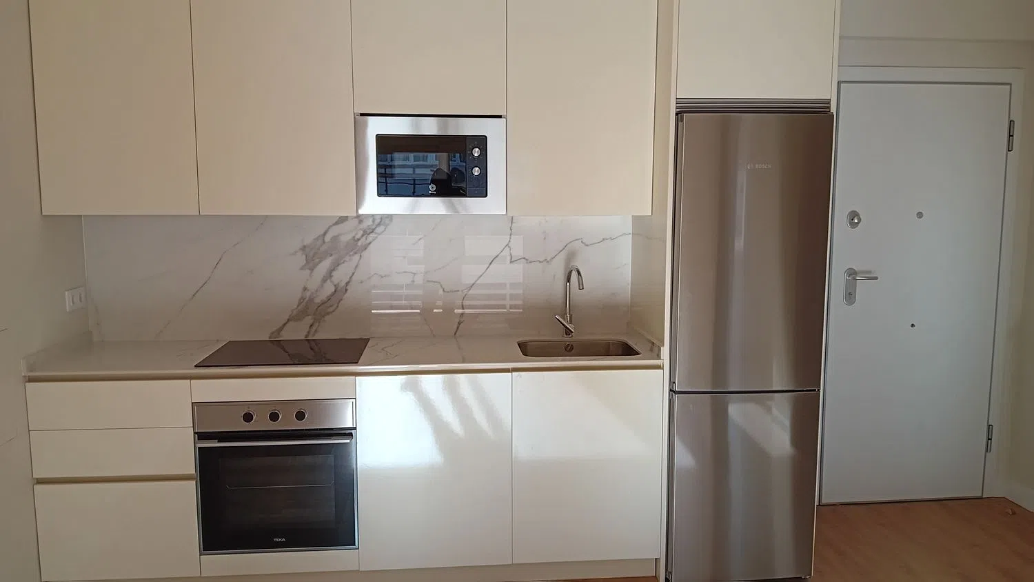 Piso en calle de Costa Rica, 12 - Foto 4