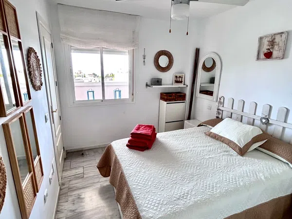 Piso en calle Geranio, 33 - Foto 3