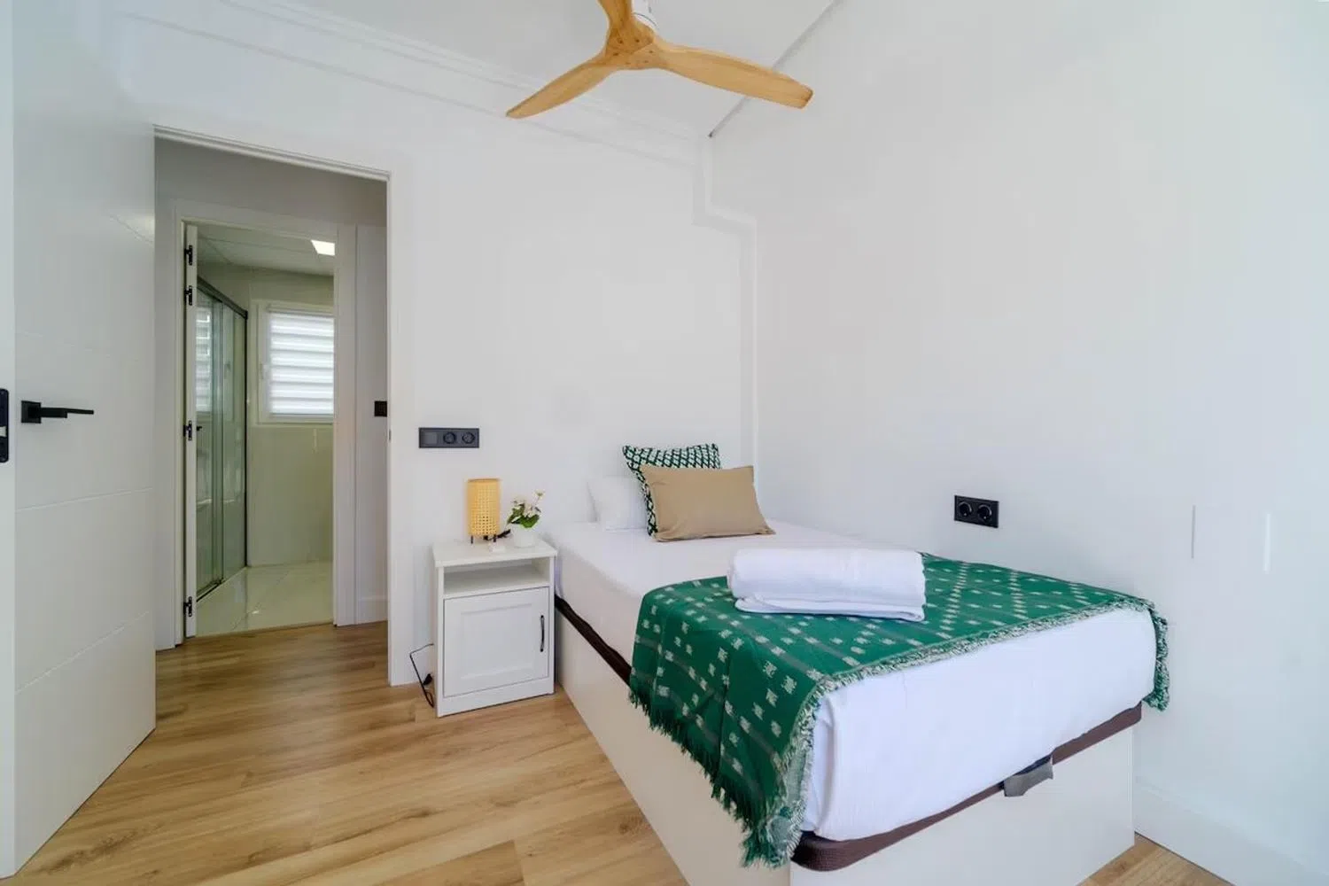 Piso en C. de la Dama d'Elx, 21 - Foto 3