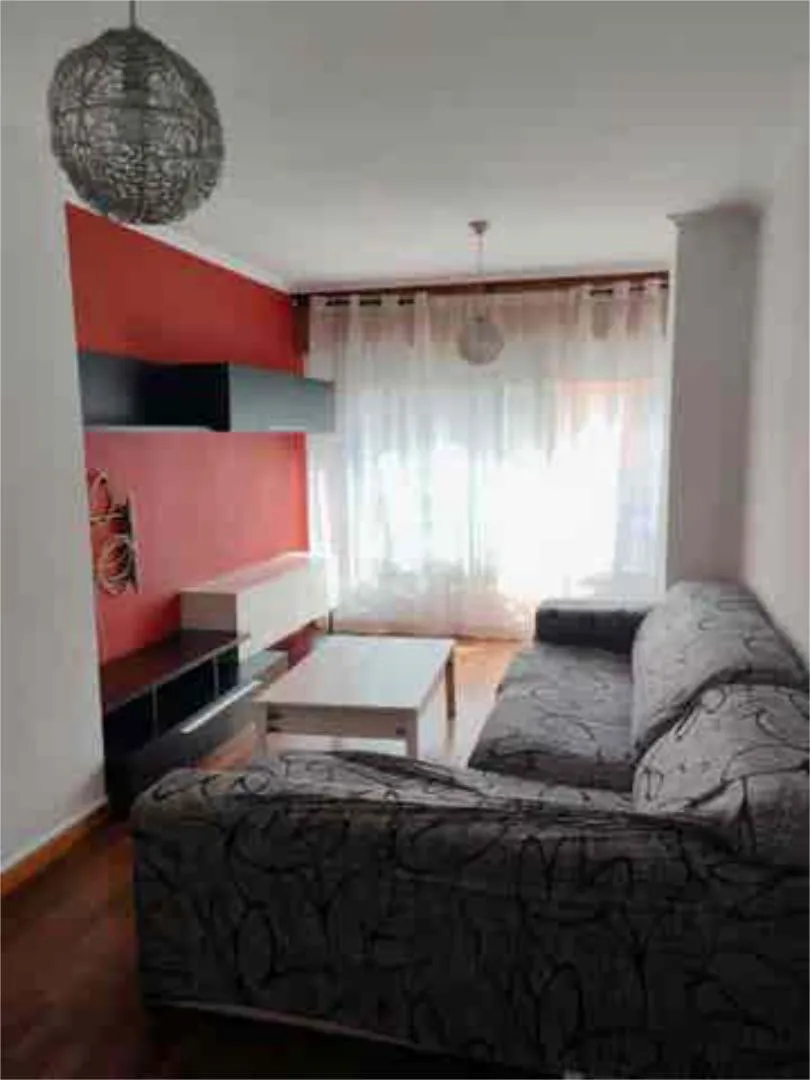 Piso en Castrelos - Foto 1