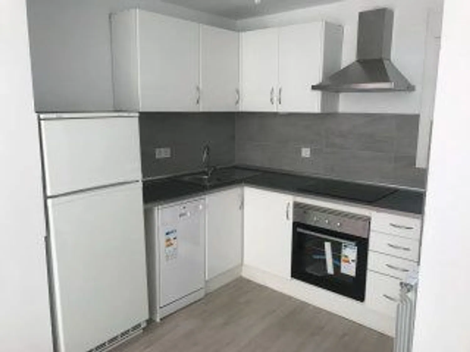 Estudio en calle de Lluís Martí, 58 - Foto 2