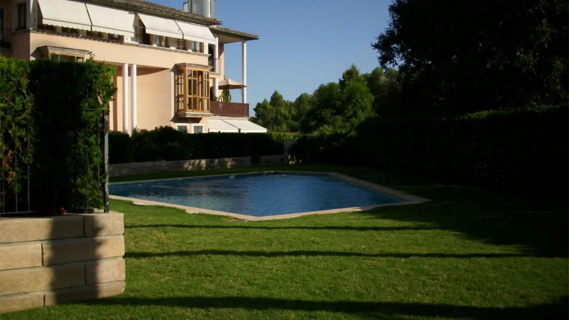 Planta baja en  Carrer del Mussol 21 - Foto 3