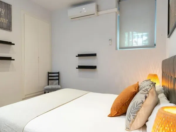 Piso en calle de Padilla de Duero, 8