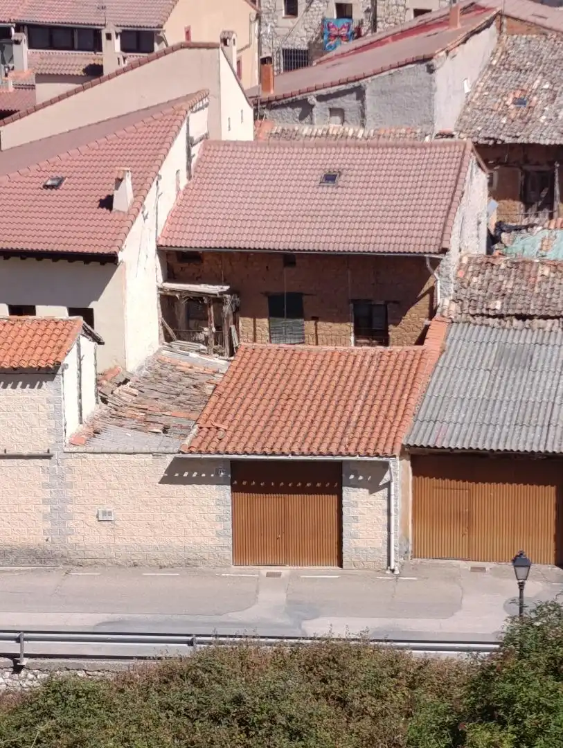 Casa adosada en  Calle de la Erilla 19 - Foto 3
