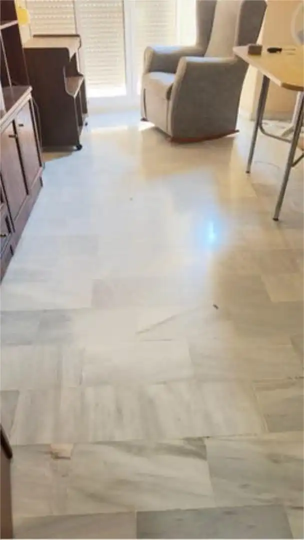 Piso en Capuchinos - Foto 3