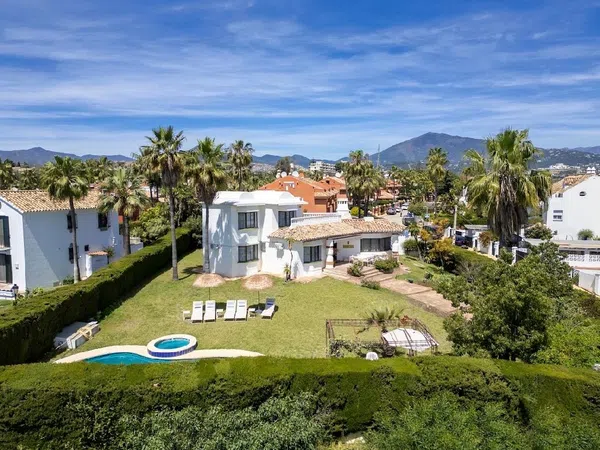 Casa independiente en calle Monte Biarritz, 94 - Foto 11