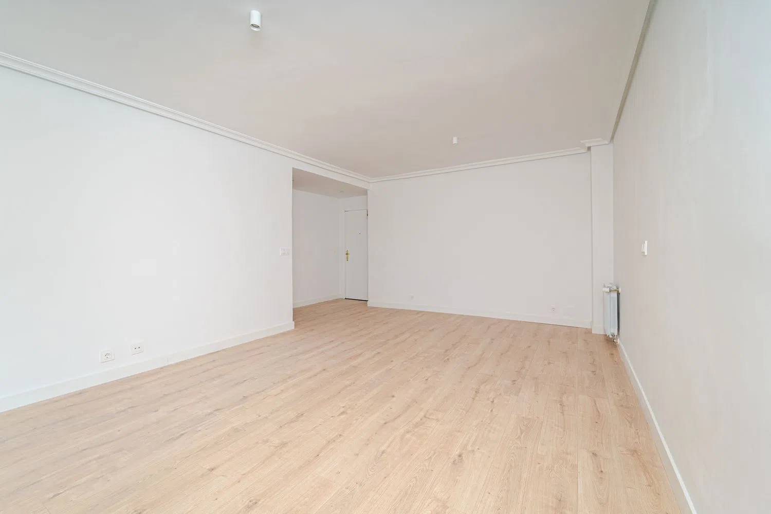 Piso en calle de la Condesa de Venadito - Foto 2