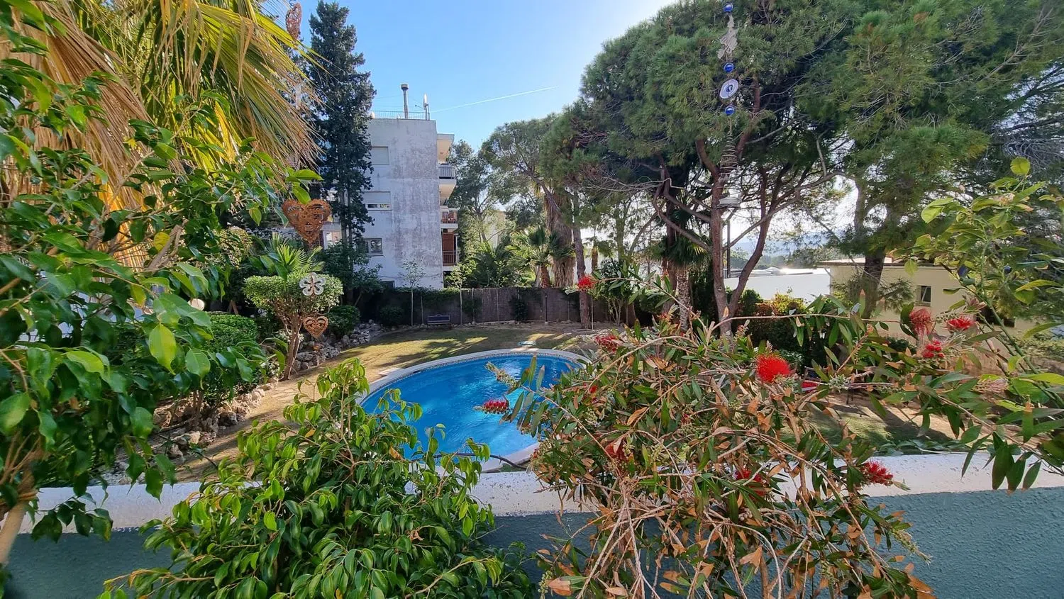 Chalet adosado en avenida de Santiago Rusiñol, 28 - Foto 2