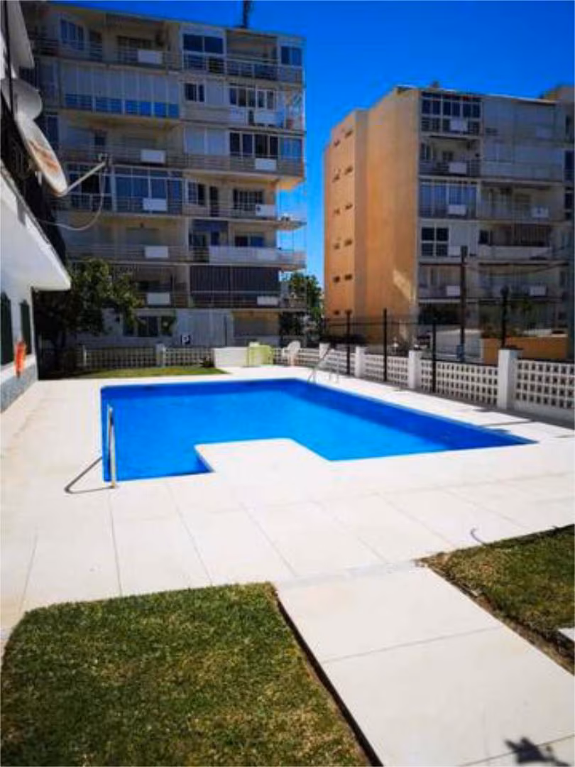 Piso en arroyo de la miel