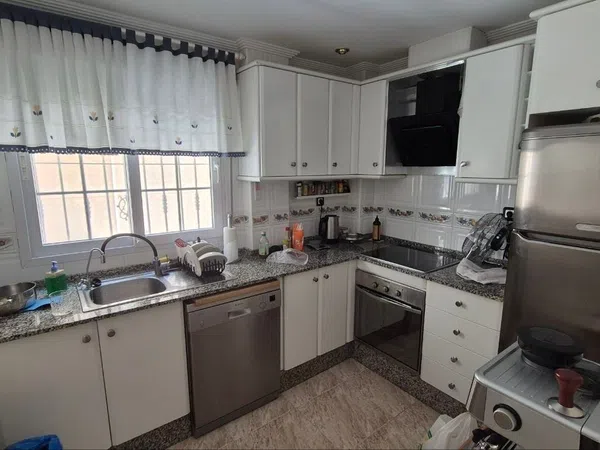 Casa o chalet independiente en Calle Panticosa, 4, Zona Lago - Los Almendros - Foto 14