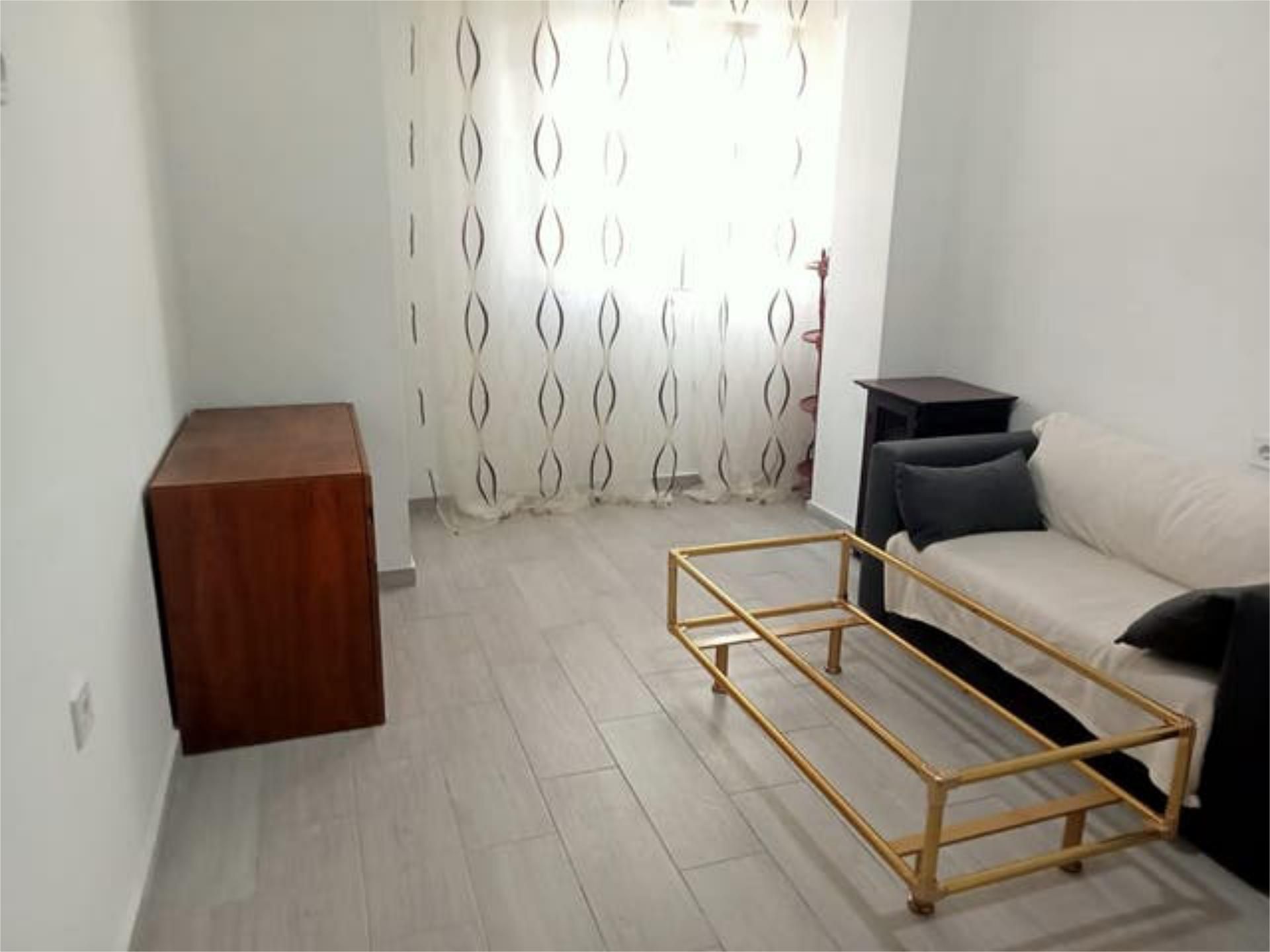 Piso en Carolinas Bajas - Foto 4