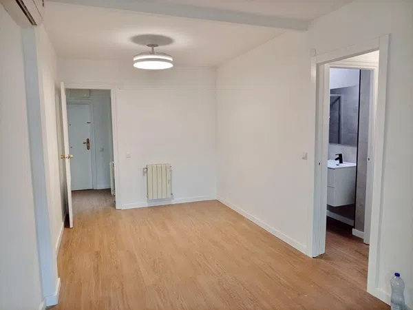 Piso en calle Leon, 3