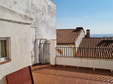 Casa adosada en  Calle Castillejos 16 - Foto 3
