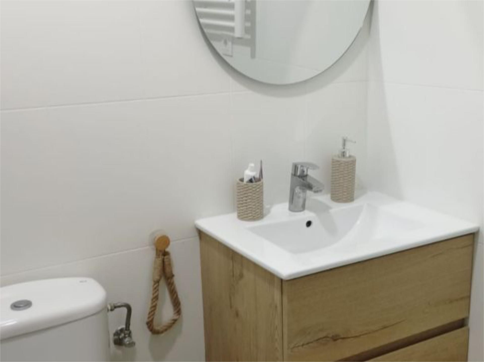 Apartamento en  Calle de Arturo Baldasano 7 - Foto 6