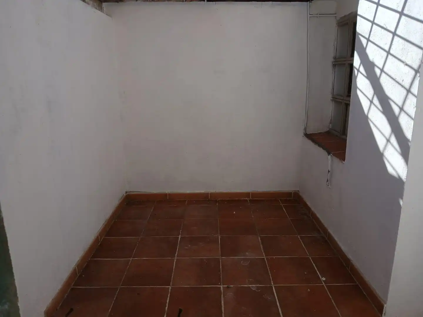 Local comercial en Cornellà de Llobregat - Foto 8