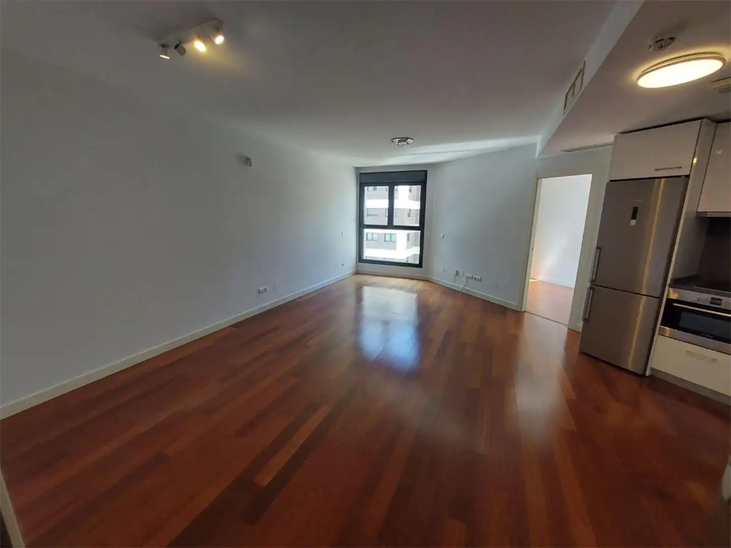 Piso en  Calle de Carlos y Guillermo Fernández Shaw 1 - Foto 3