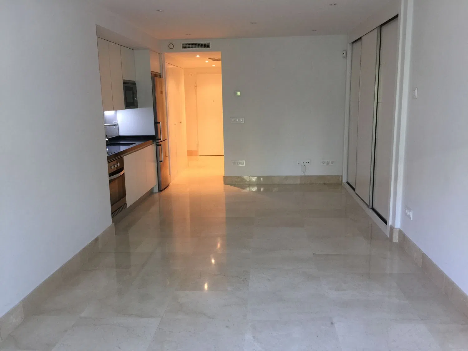 Estudio en calle de Trafalgar, 33 - Foto 4