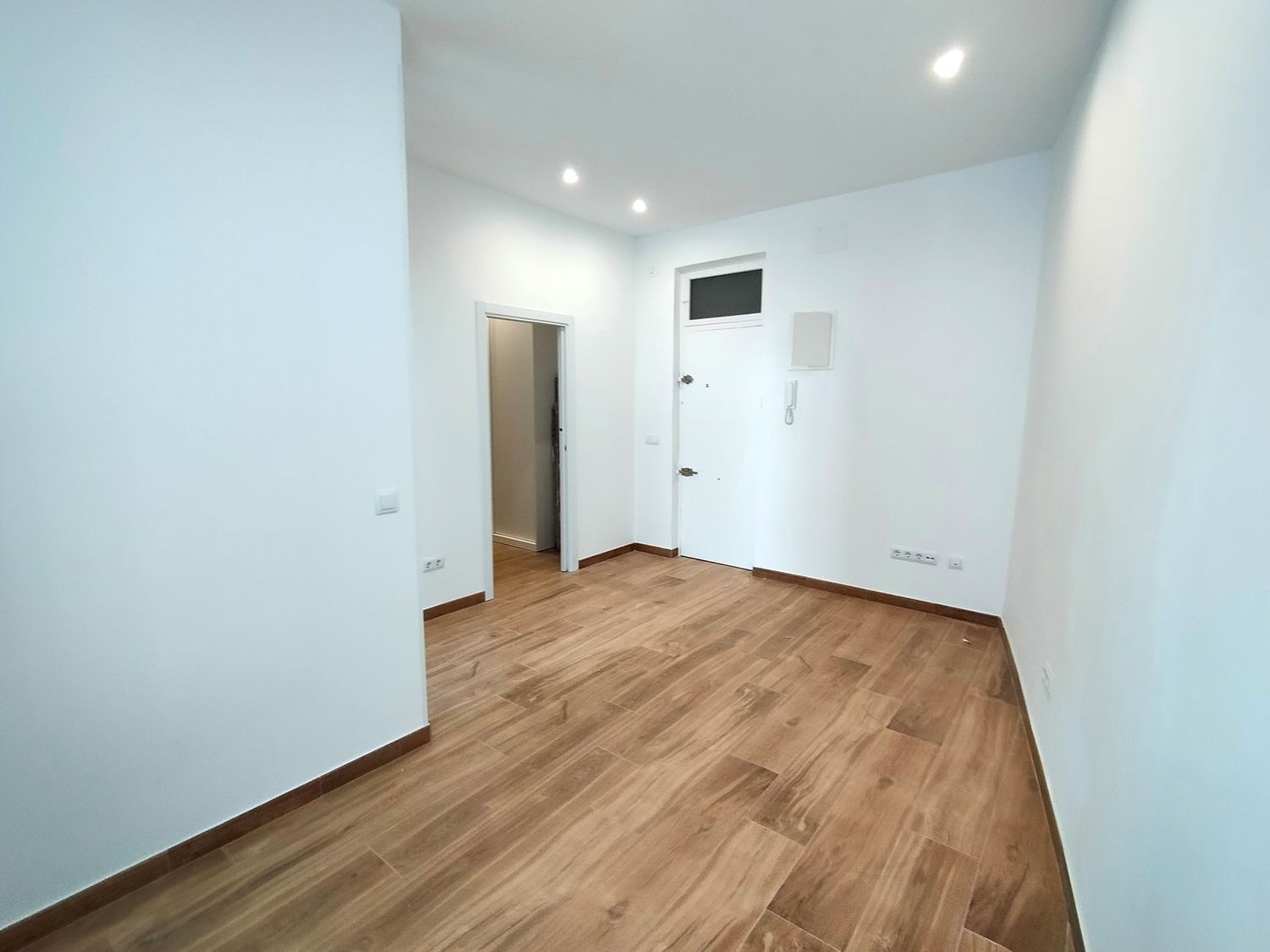 Estudio en calle de Campoamor, 9 - Foto 2