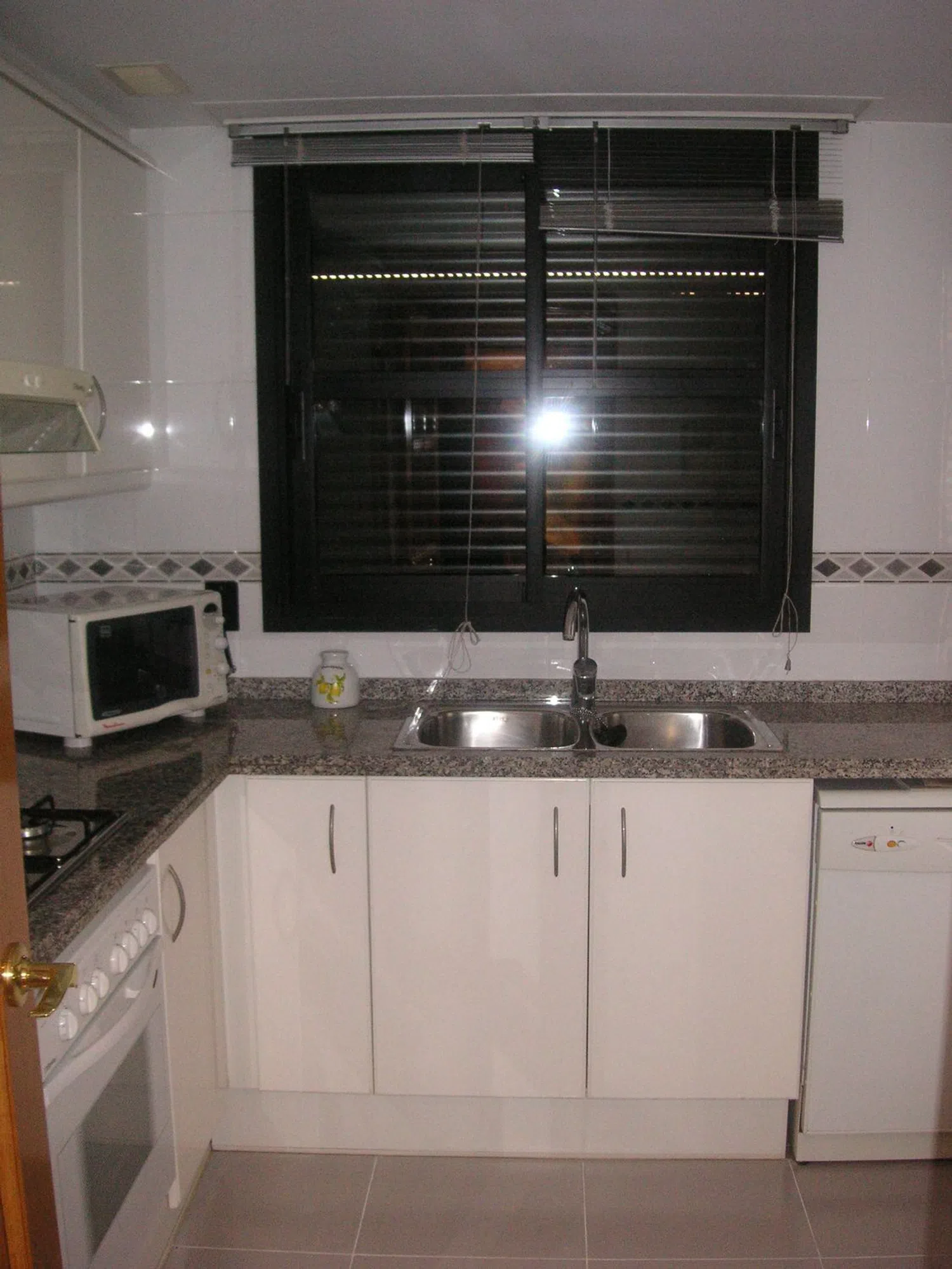 Piso en calle de Luis Merelo y Mas, 6 -8 - Foto 4