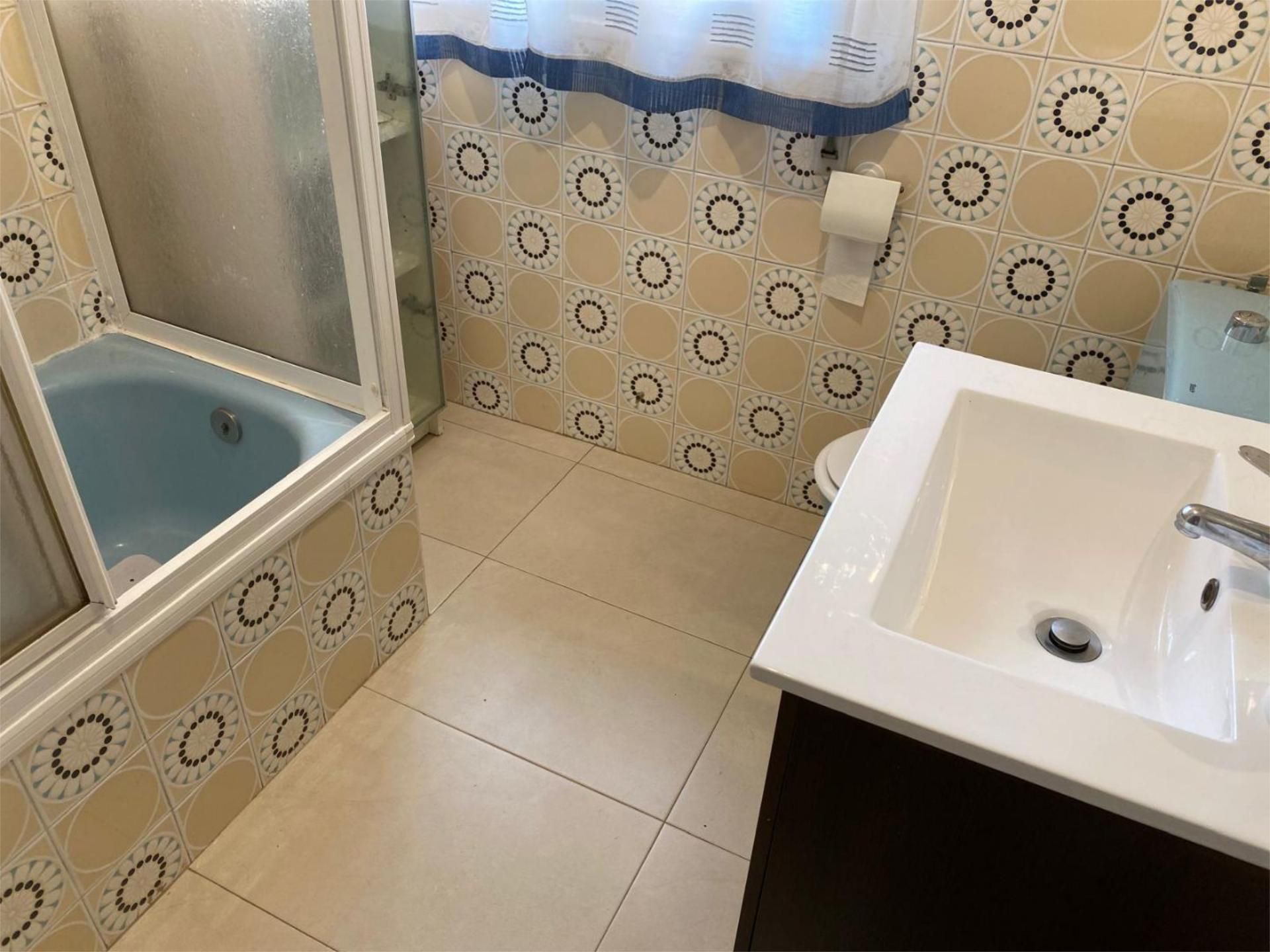 Piso en  Calle de Amaniel 5 - Foto 10