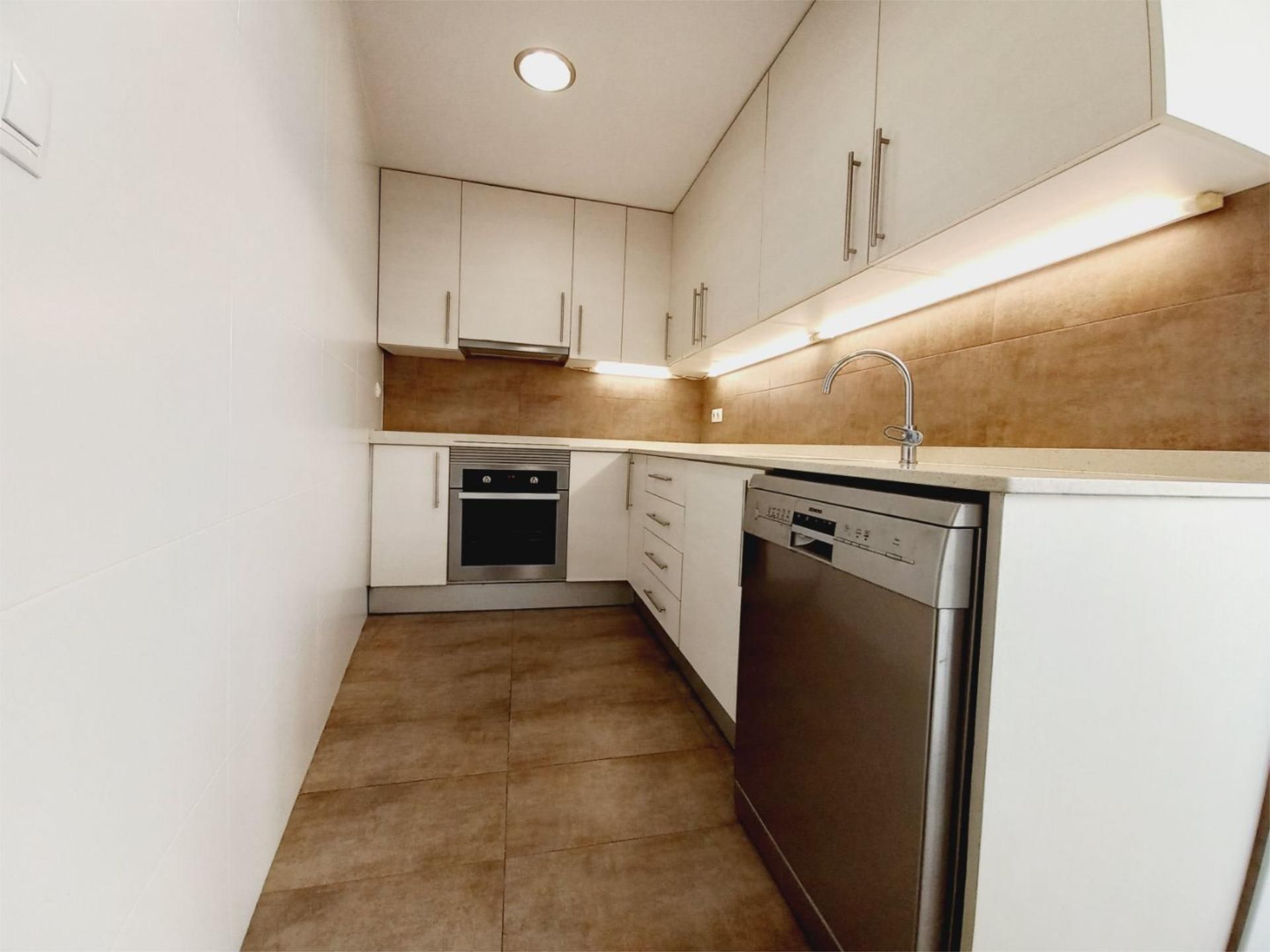 Piso en  Rambla de Méndez Núñez 48 - Foto 10