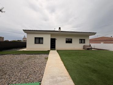 Chalet en  Carrer Berguedà 20 - Foto 2