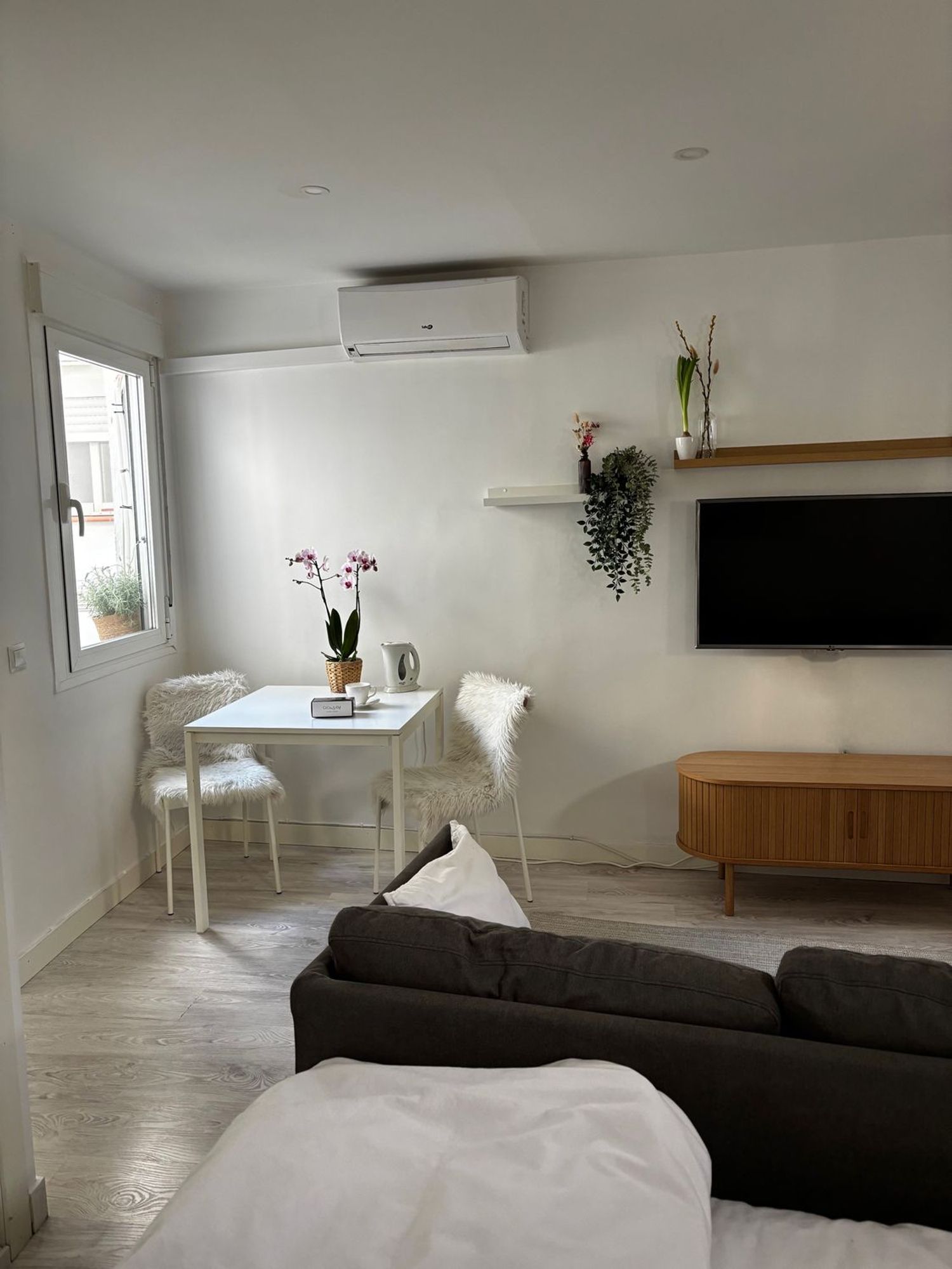 Estudio en calle de la Ruda, 15 - Foto 1