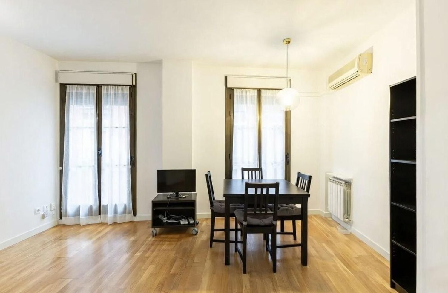 Piso en calle de Manzanares, 18