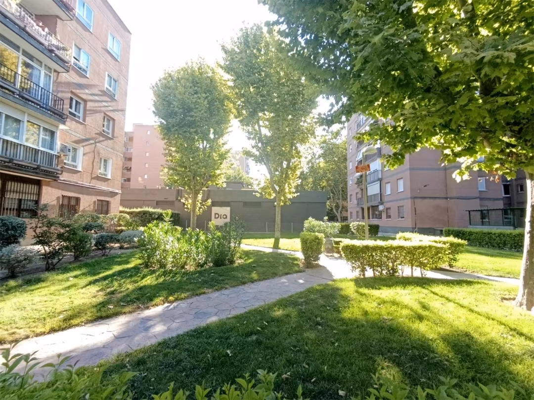 Piso en  Calle del Galeón 7 - Foto 18