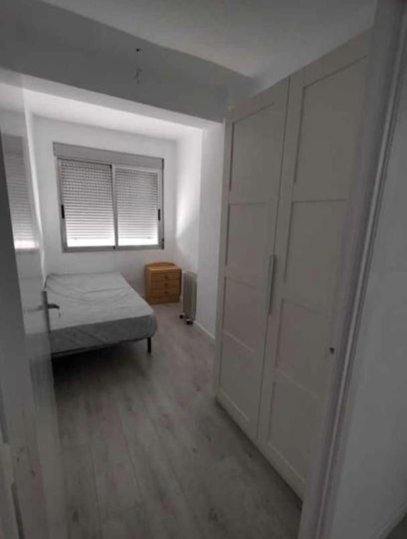 Piso en  Carrer de Campoamor 53 - Foto 7