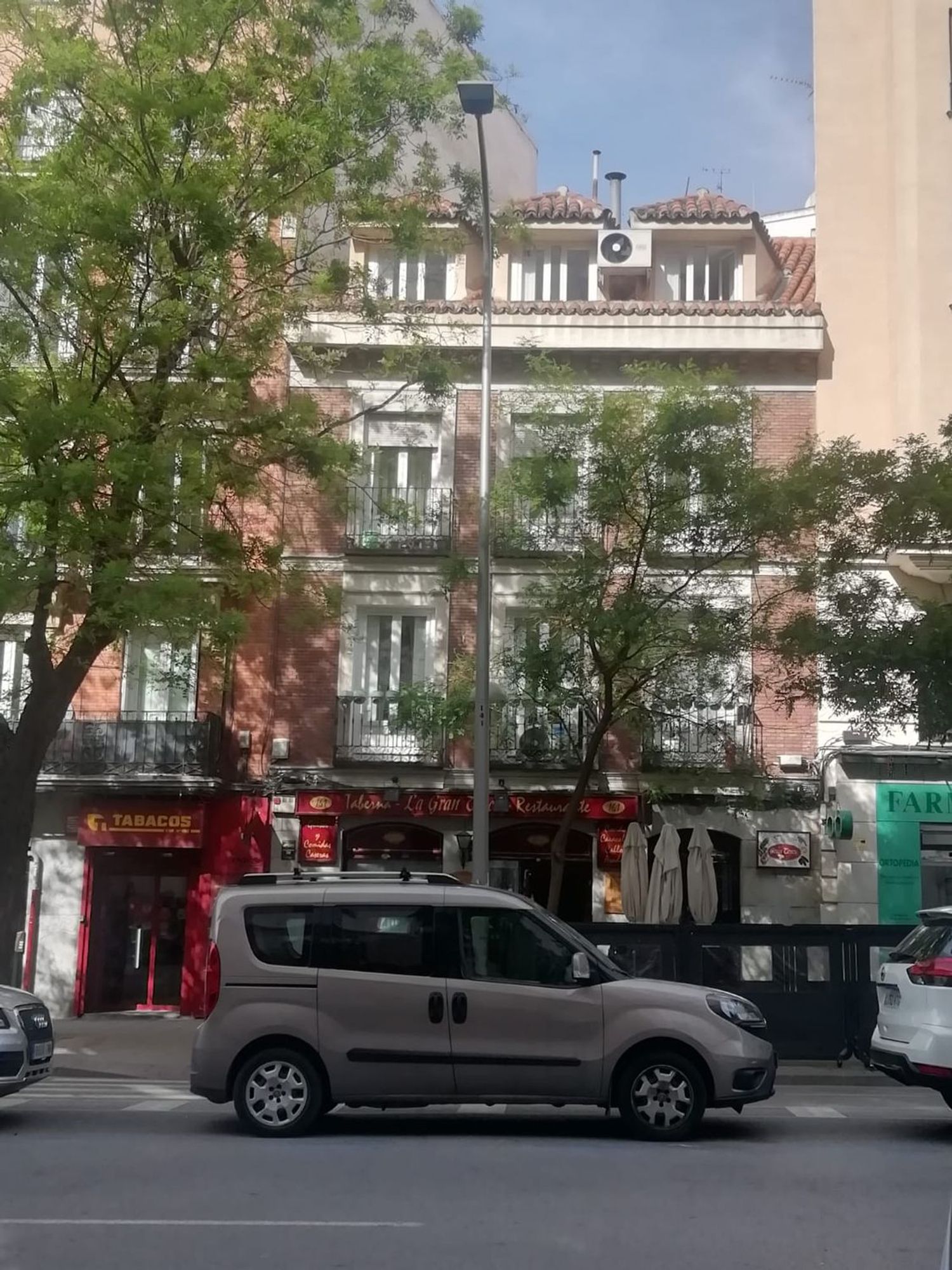 Piso en calle de Santa Engracia, 161 - Foto 1