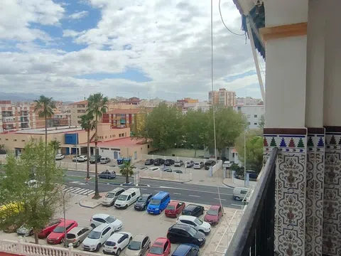 Piso en calle Rioja, 69