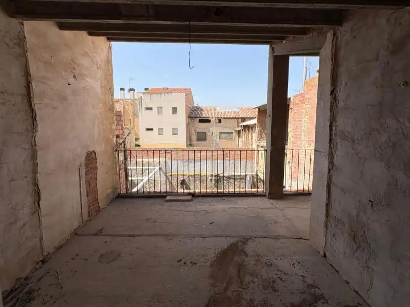 Casa adosada en  Carrer les Voltes 14 - Foto 17