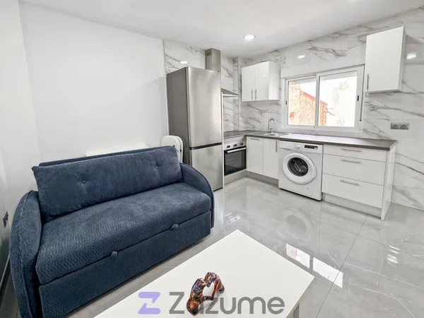 Estudio en Calle Alcalá Galiano - Foto 1