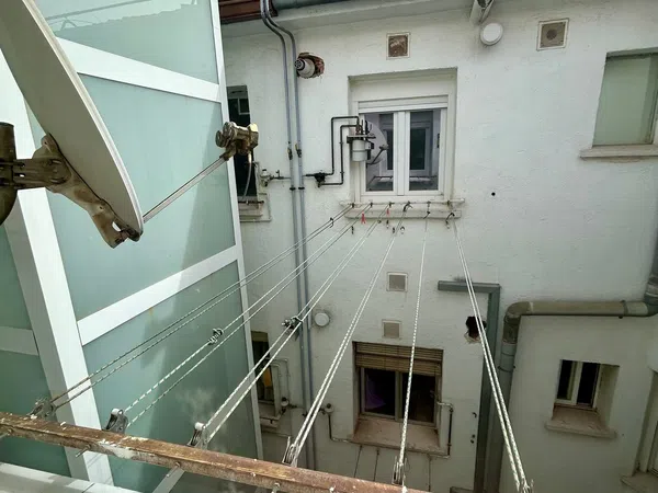 Piso en Reyes Católicos - Foto 7