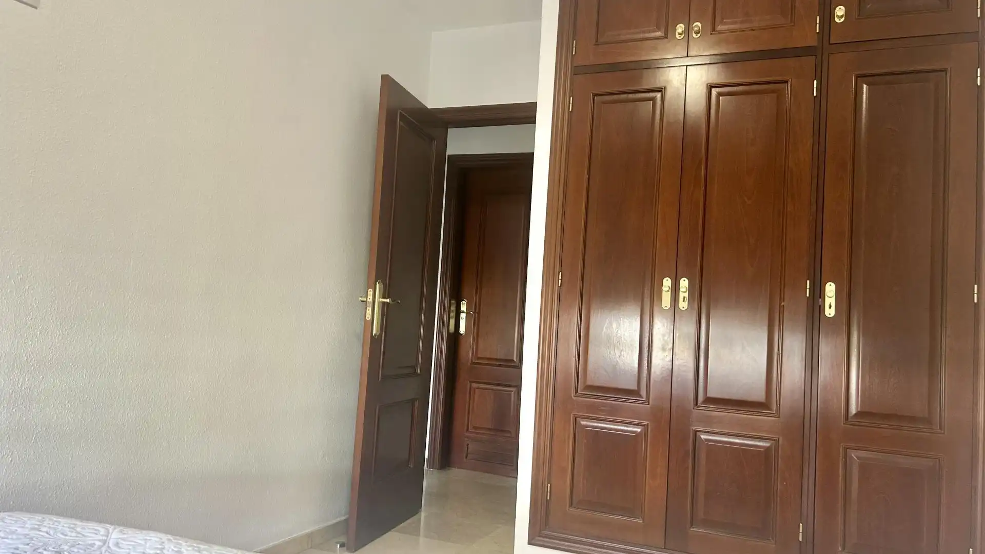 Piso en  Avenida Reyes Católicos Núm. - Foto 16