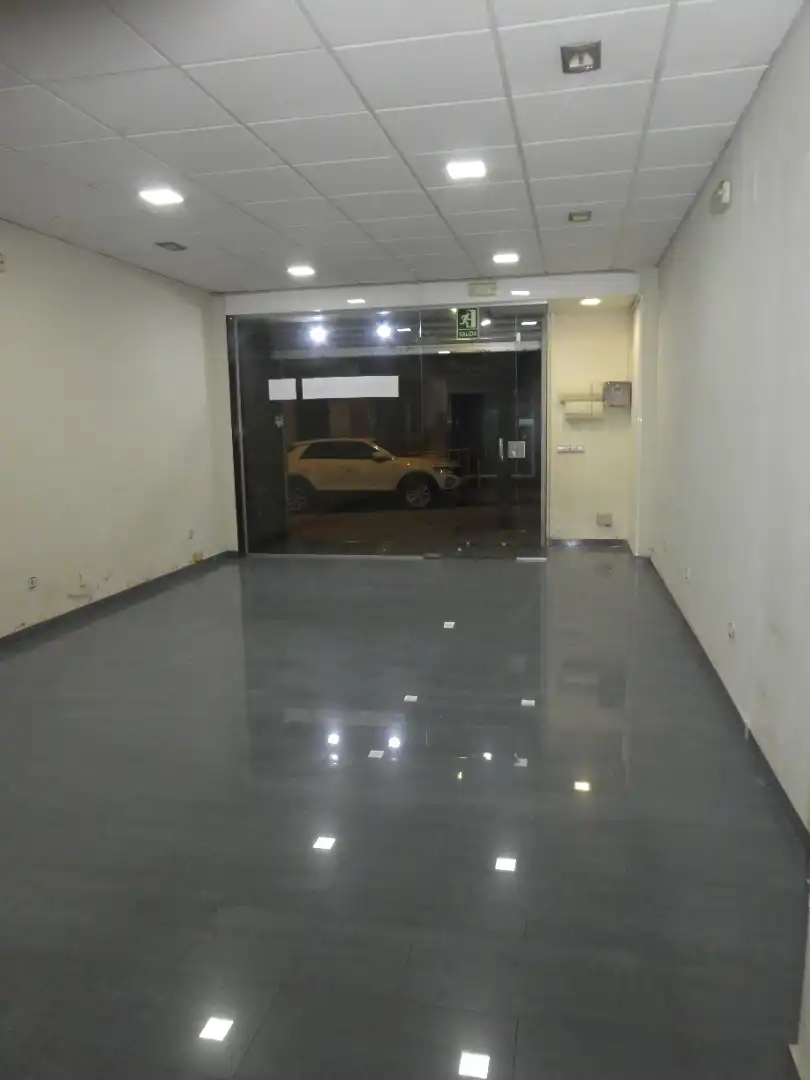 Local comercial en Santa Coloma de Gramenet - Foto 9