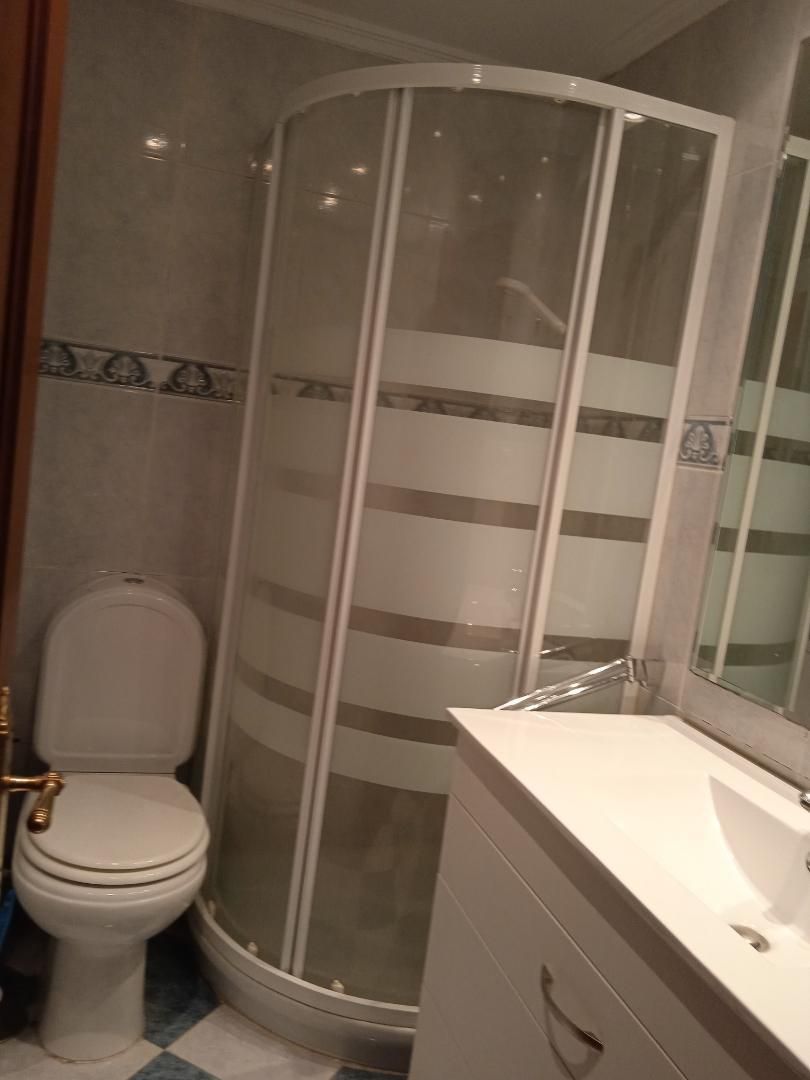 Piso en  Avenida Buenavista 8 - Foto 10