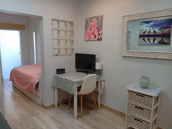 Piso en calle de Sèneca, 25