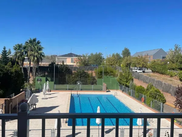 Piso en avenida de la Oliva, 22