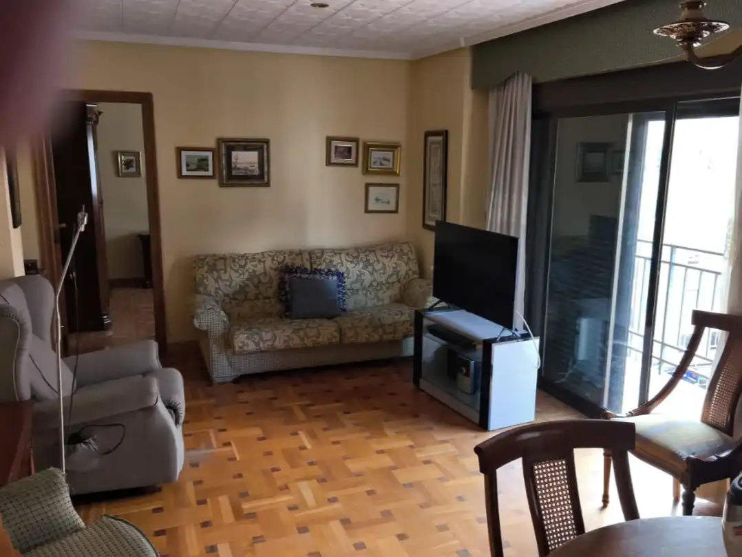 Piso en  Carrer del Bisbe Jaume Pérez 15 - Foto 2