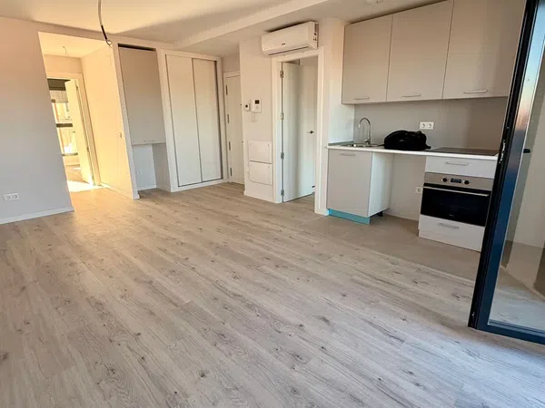 Piso en calle Comandante Fontanes, 79