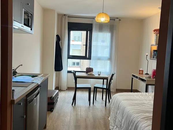 Estudio en calle de l'Arquitecte Alfaro, 16 - Foto 2