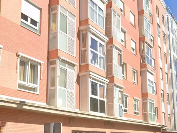 Piso en calle del Oriana, 19